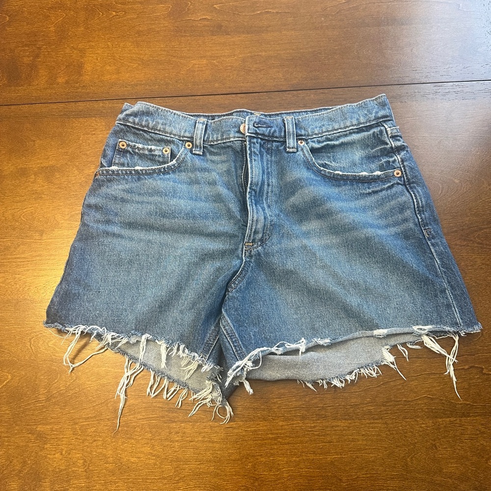 GAP Blue Frayed Jean Shorts - 4” high rise stride short